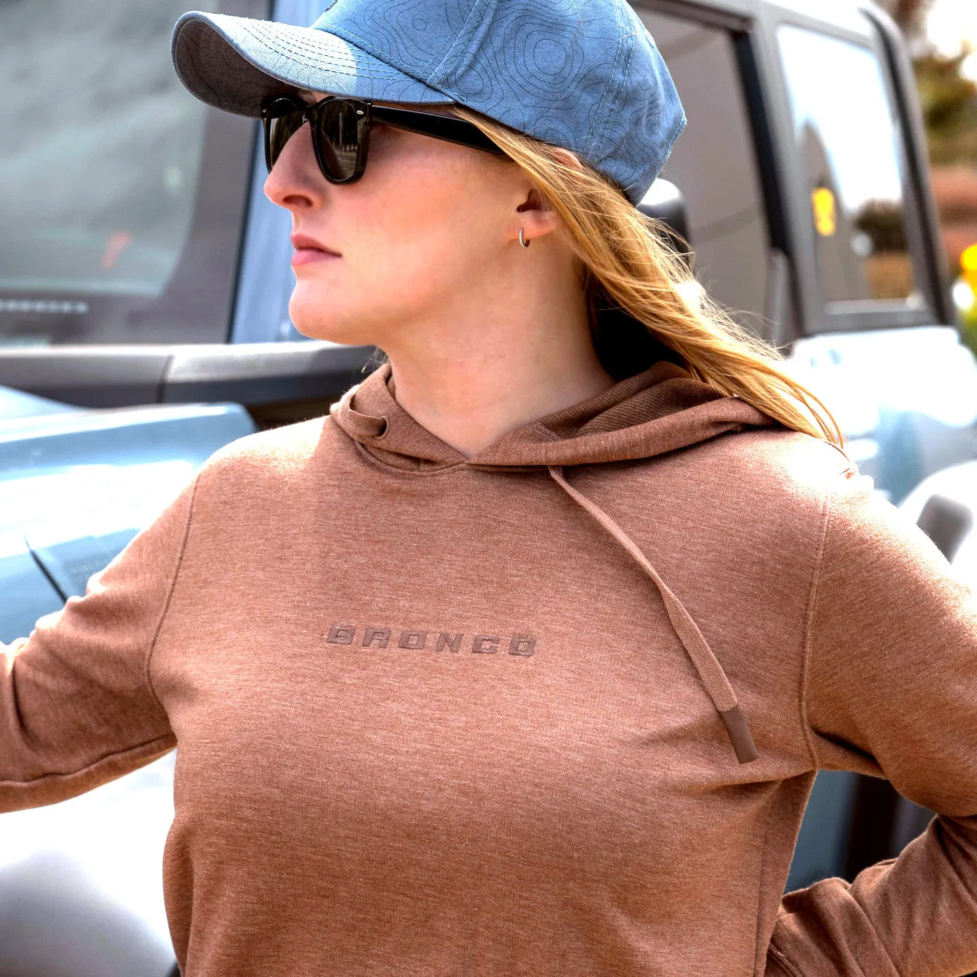 Ford Bronco Women's Lightweight Hooded Pullover