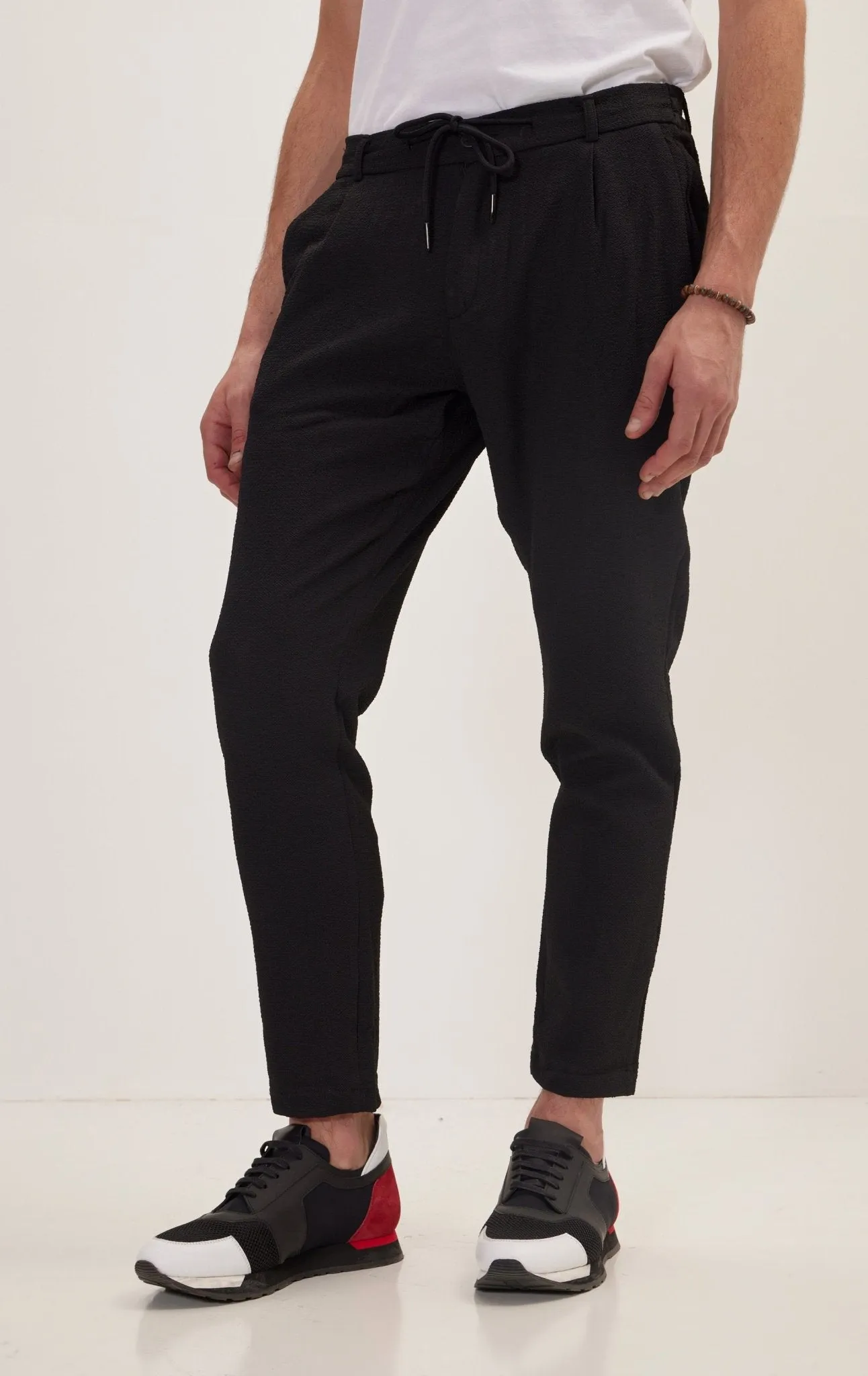 Front Pleated Waffle Pants - Black