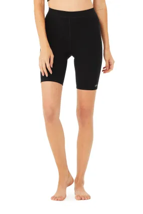 High-Waist Alosoft Flow Biker Short - Black