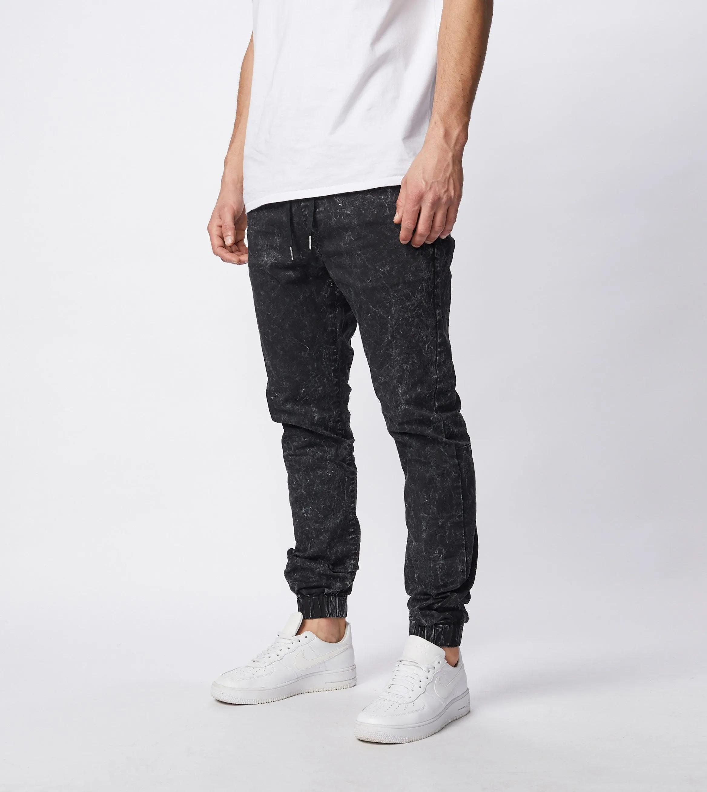 Sureshot Lightweight Jogger Black Acid