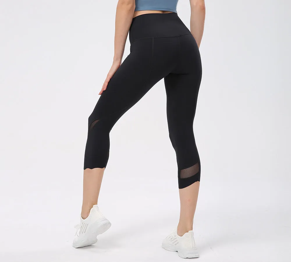 TARRAMARRA® High-Rise Scalloped Hem 7/8 Crop Flow Active Legging