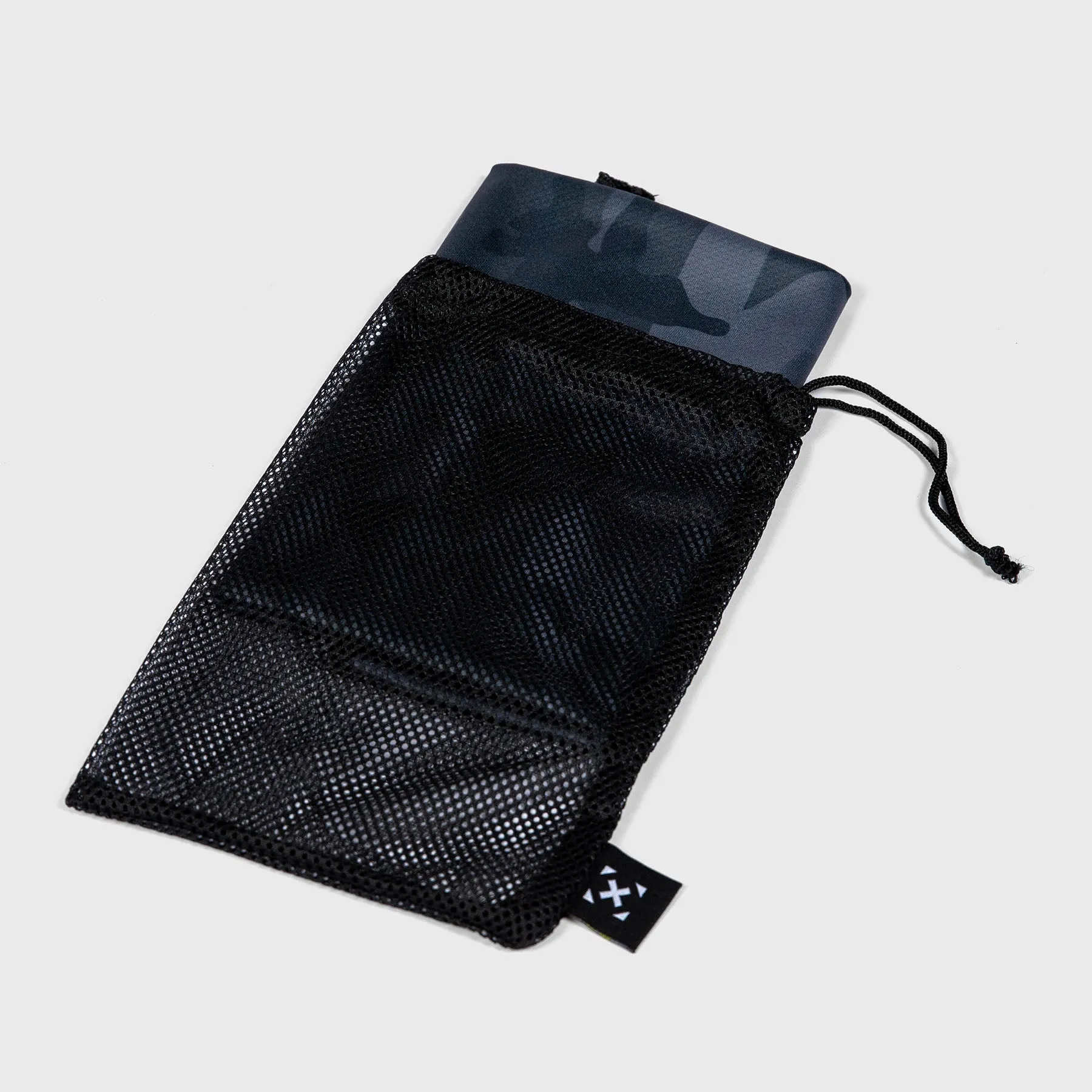 TWL - QUICK DRY TOWEL - BLACK/CAMO - SMALL