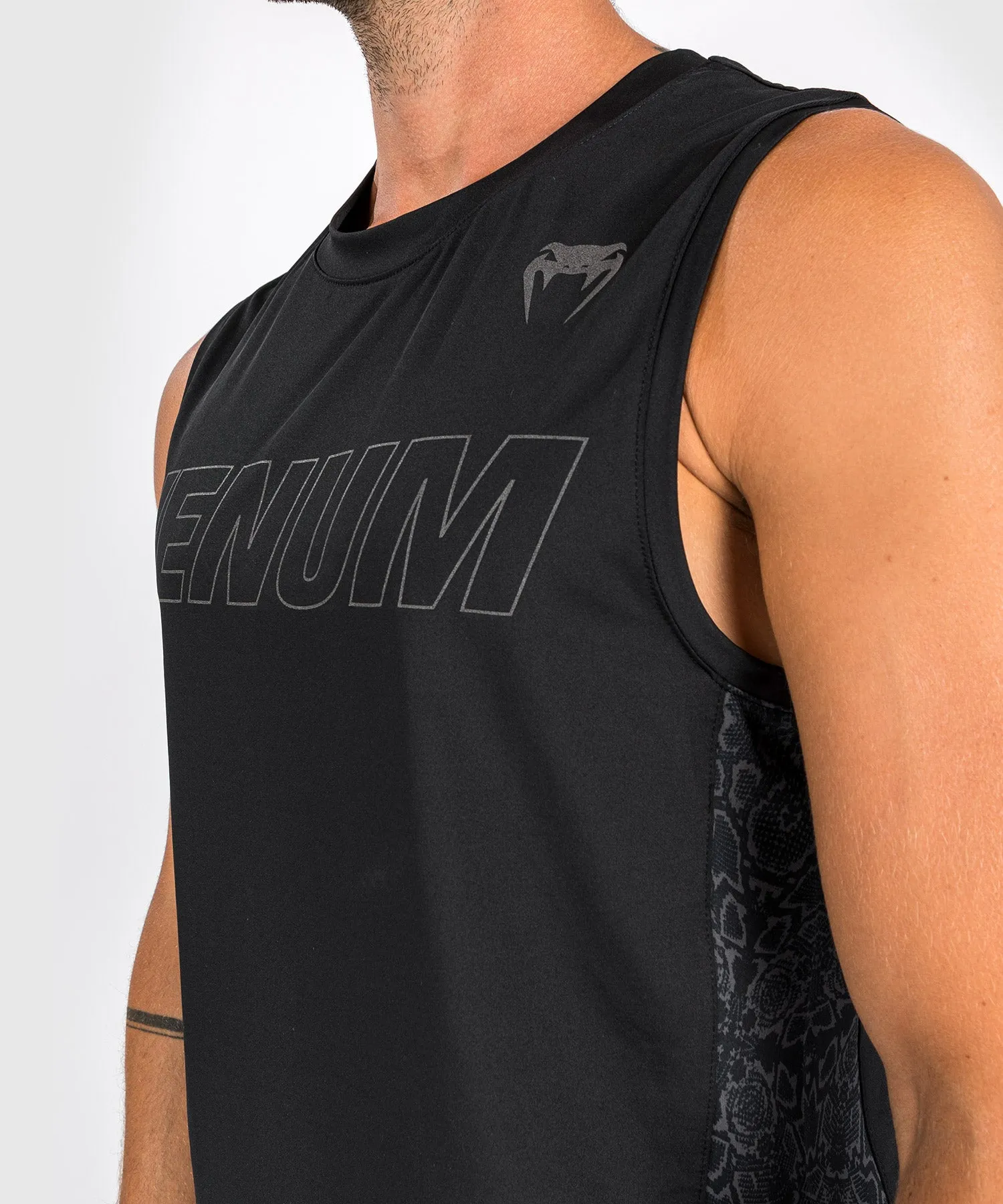 Venum Classic Evo Dry Tech Tank Top - Black/Black Reflective